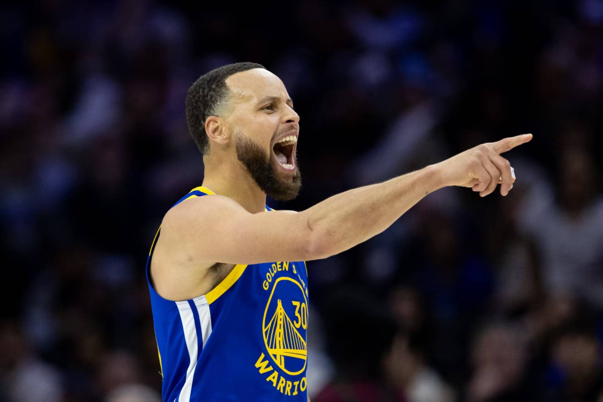 勇士带队取胜!,穆古鲁扎重要时刻最后时刻胜出全场沸腾不已(穆古鲁扎网球) 勇士带队取胜!,穆古鲁扎重要时刻最后时刻胜出全场沸腾不已(穆古鲁扎网球)